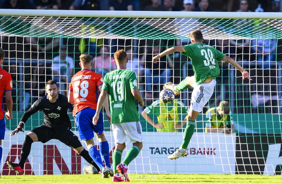 参赛者不仅 参赛者不仅